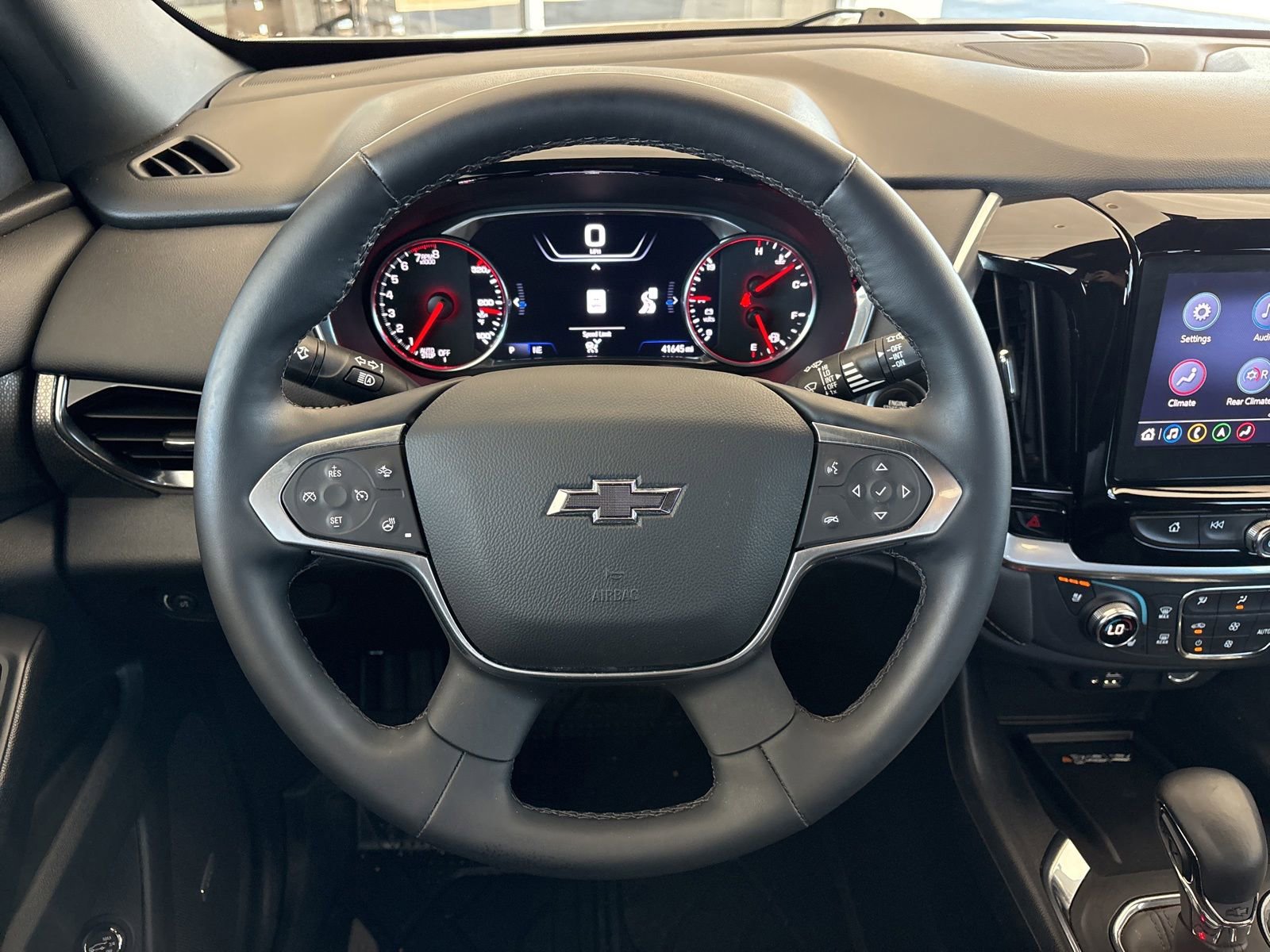 Used 2023 Chevrolet Traverse Premier w/ Redline Edition FWD image 31
