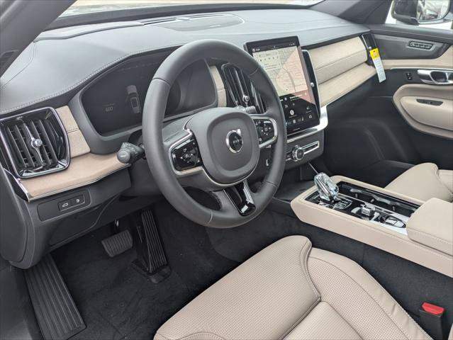 New 2026 Volvo XC90 T8 Ultra w/ Protection Package AWD/4WD image 7