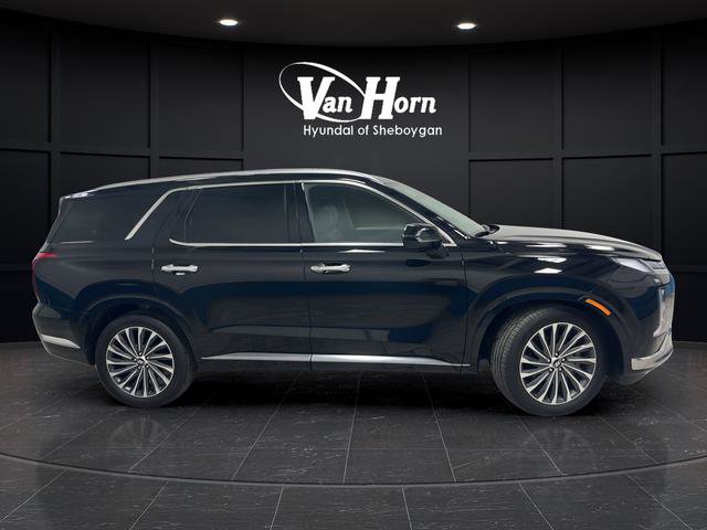 Used 2024 Hyundai Palisade Calligraphy image 2