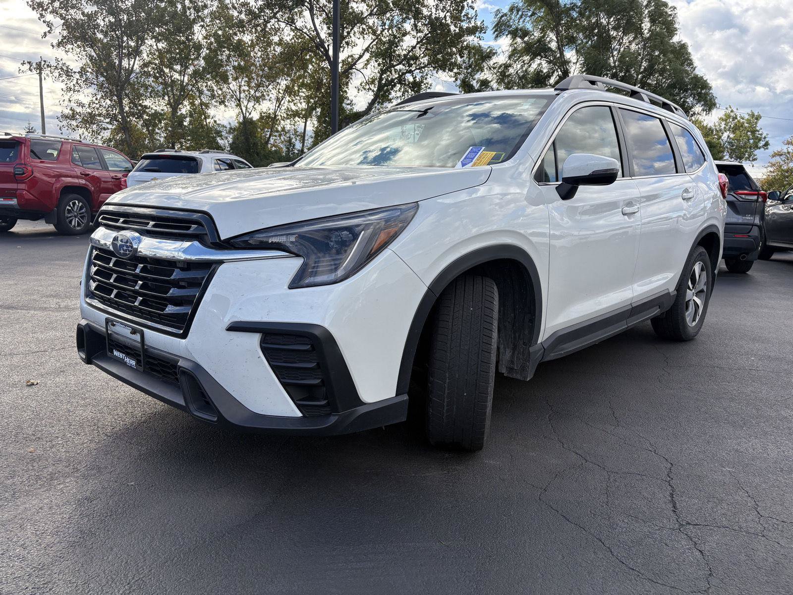 Used 2023 Subaru Ascent Premium AWD/4WD image 6