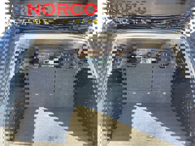 Used 2019 GMC Yukon XL SLT image 11