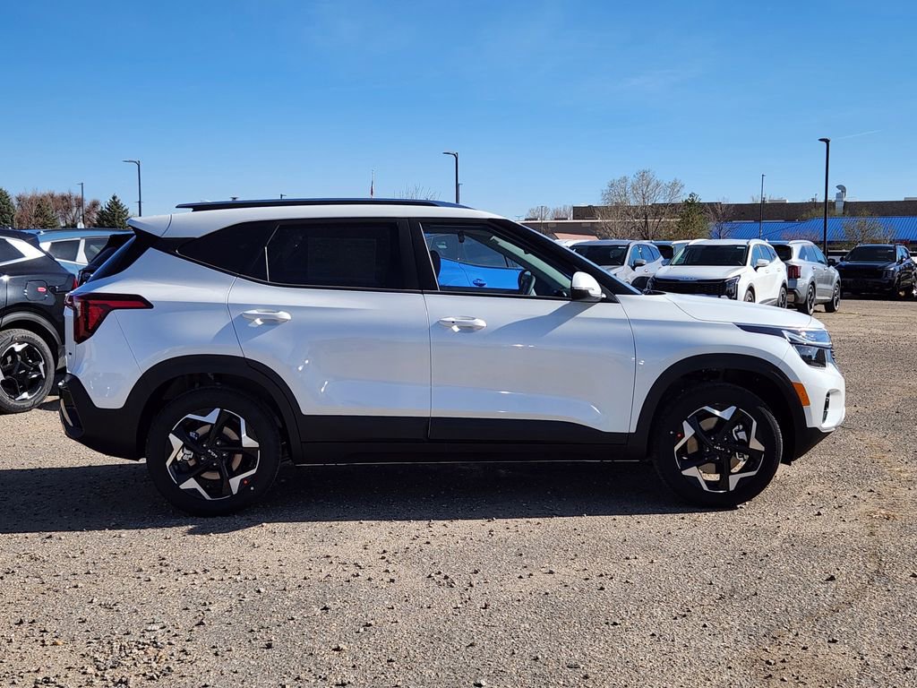 New 2026 Kia Seltos S AWD/4WD image 2