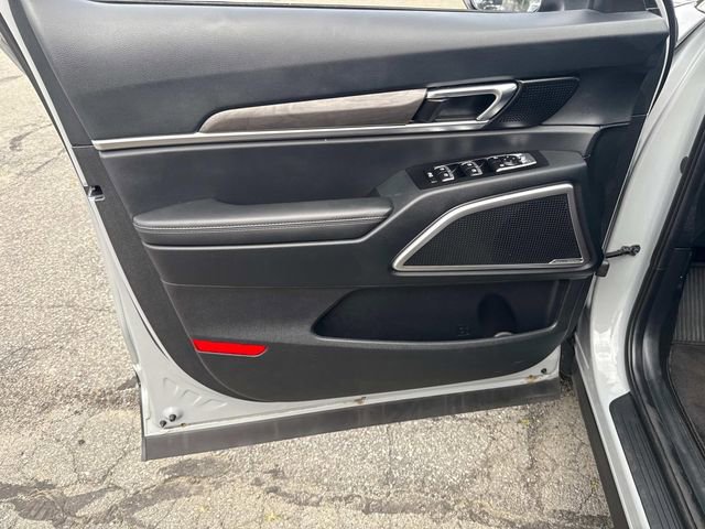 Used 2025 Kia Telluride EX X-Line image 18