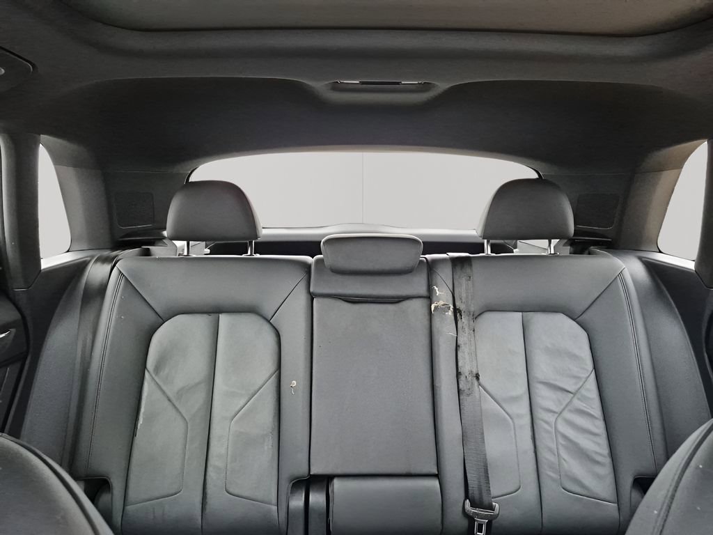 Used 2023 Audi Q3 2.0T Premium Plus w/ Premium Plus Package image 47