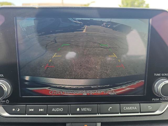 Used 2024 Nissan Altima 2.5 SV FWD image 21