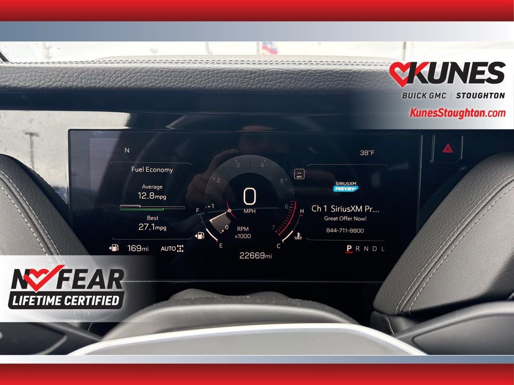 Used 2025 GMC Yukon XL Denali image 29