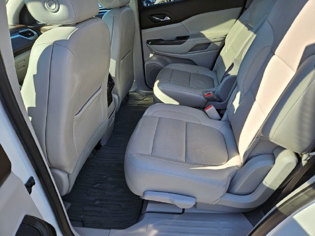Used 2020 GMC Acadia SLT w/ Trailering Package AWD/4WD image 20