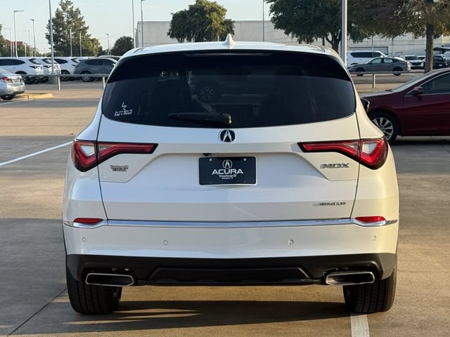 Certified 2024 Acura MDX w/ Technology Package AWD/4WD image 5