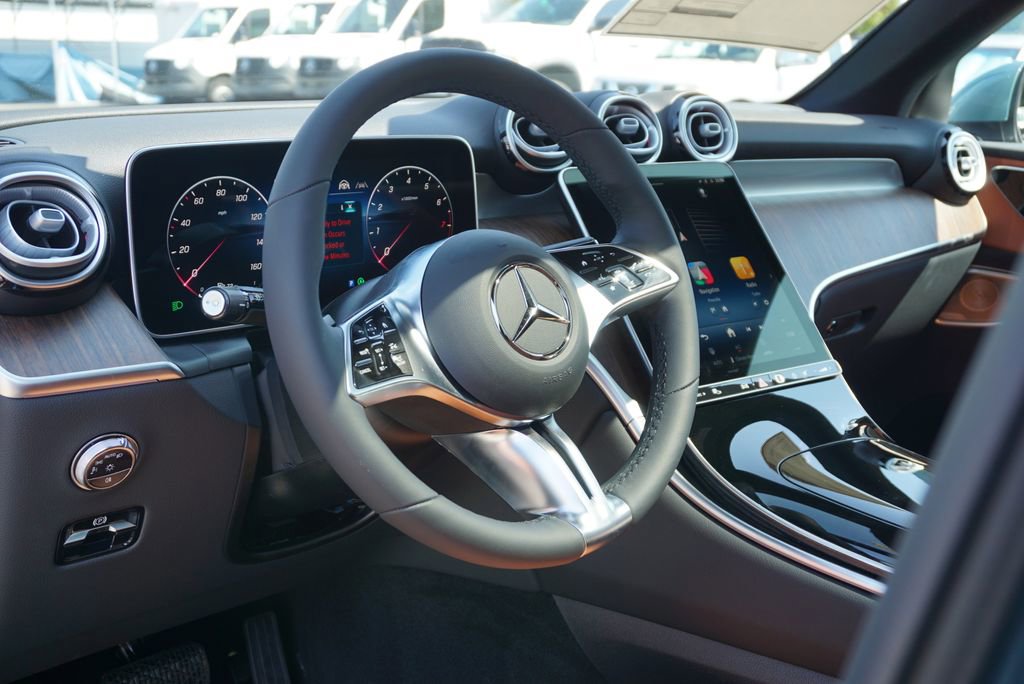 New 2026 Mercedes-Benz GLC 300 4MATIC image 12