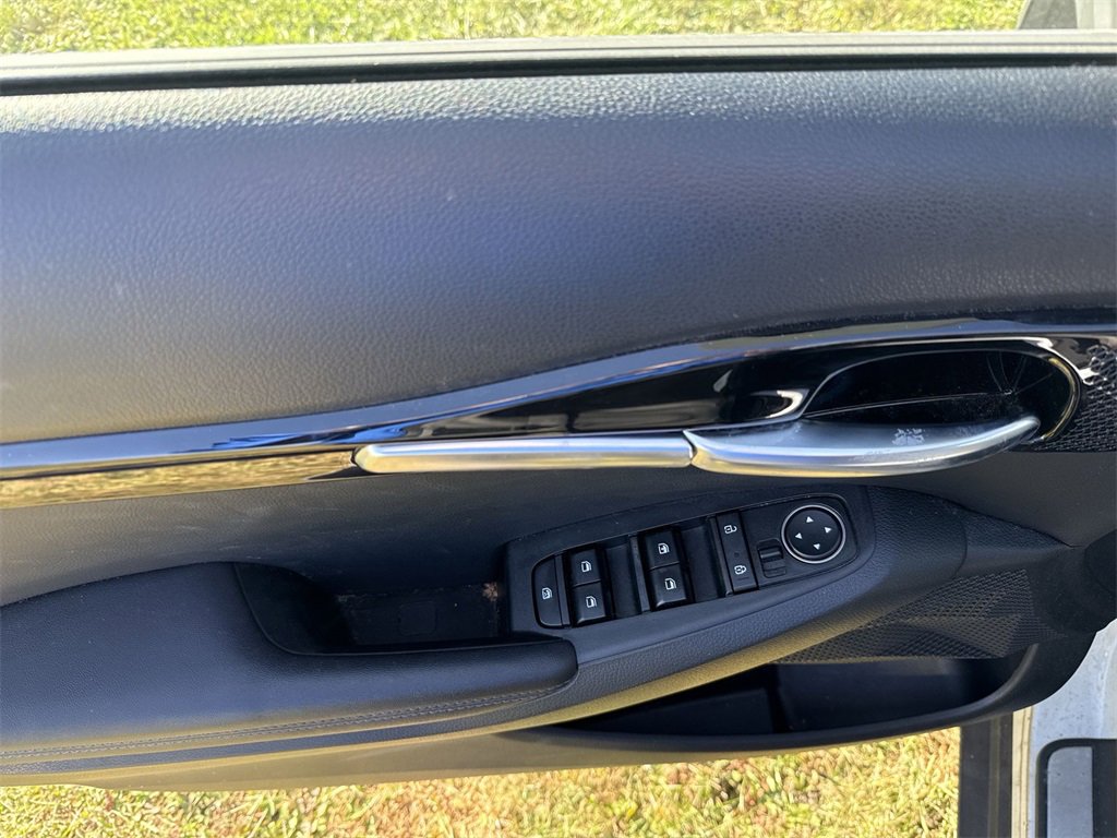 Used 2023 Kia Seltos S w/ Navigation Package image 15