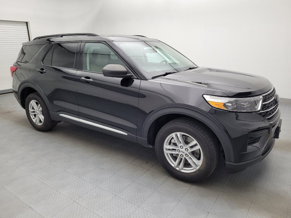 Used 2023 Ford Explorer XLT image 11