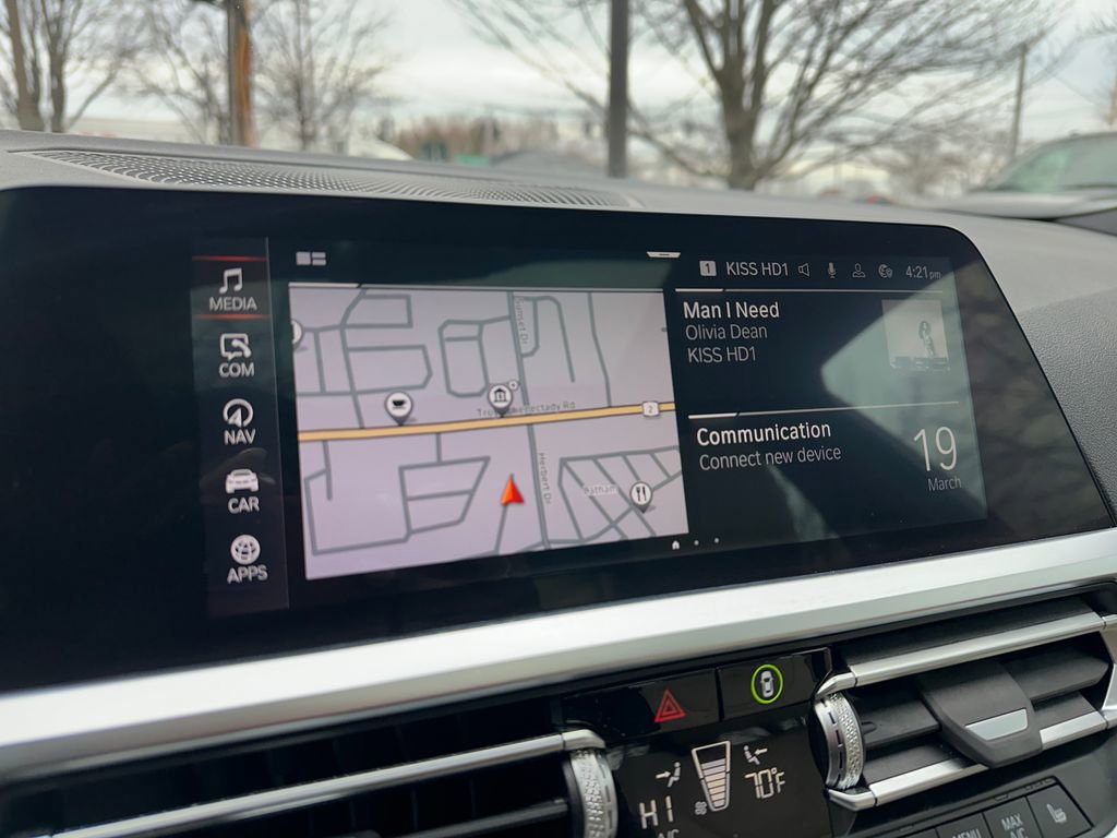 Used 2021 BMW 330i xDrive 330i xDrive w/ Premium Package image 9