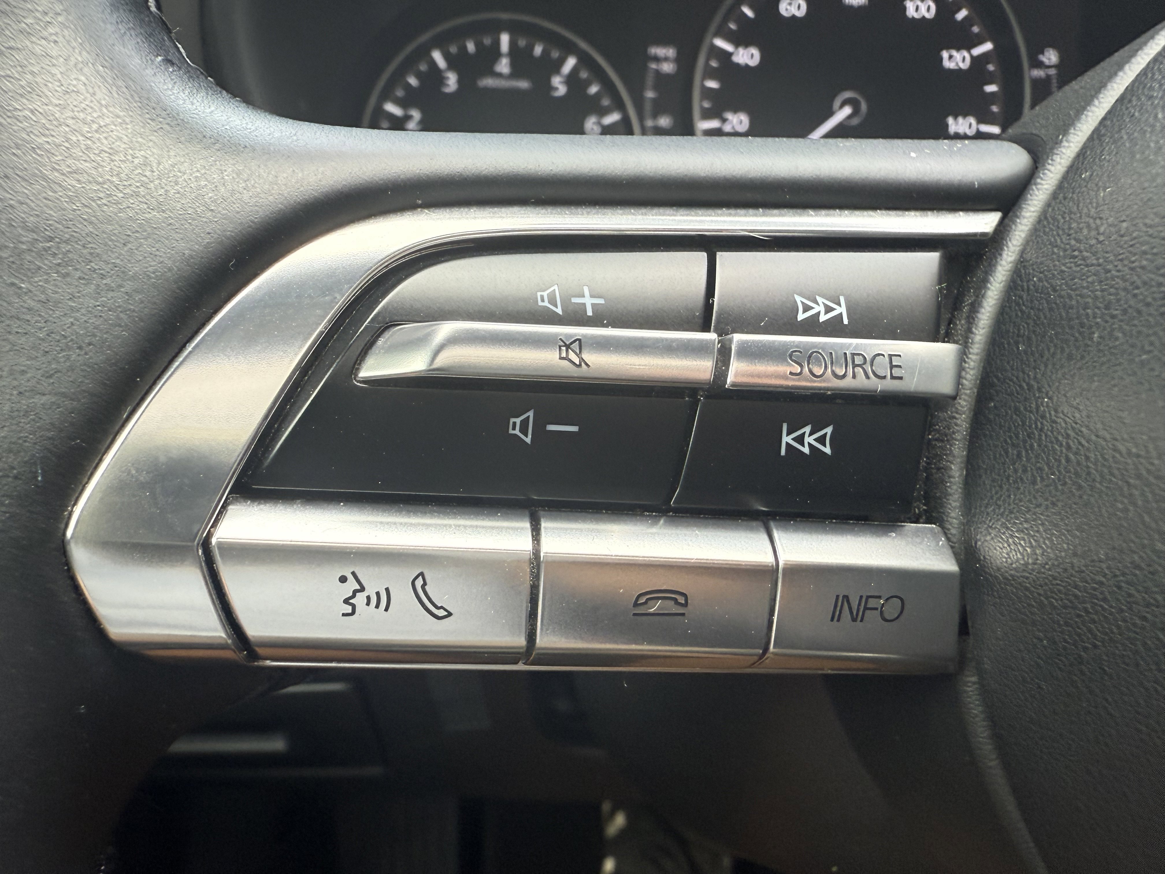 Used 2021 MAZDA MAZDA3 s image 36