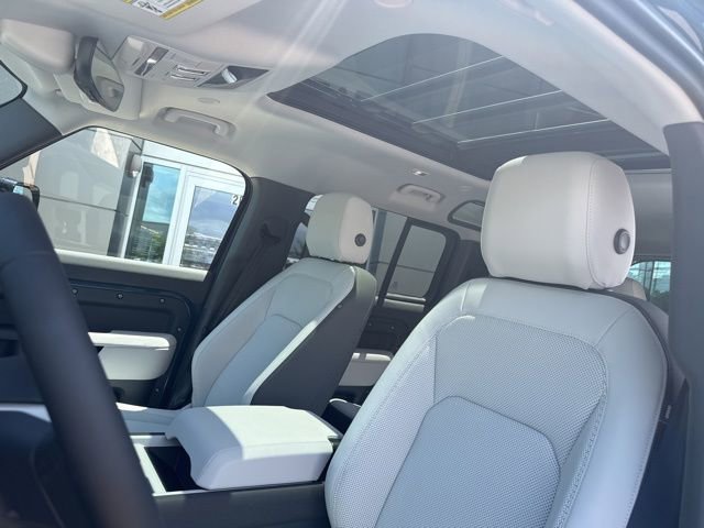 New 2025 Land Rover Defender 110 S image 47