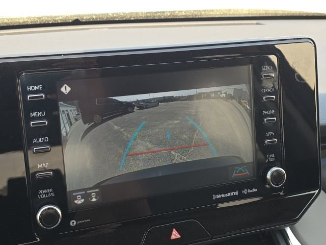 Used 2022 Toyota Venza LE image 28