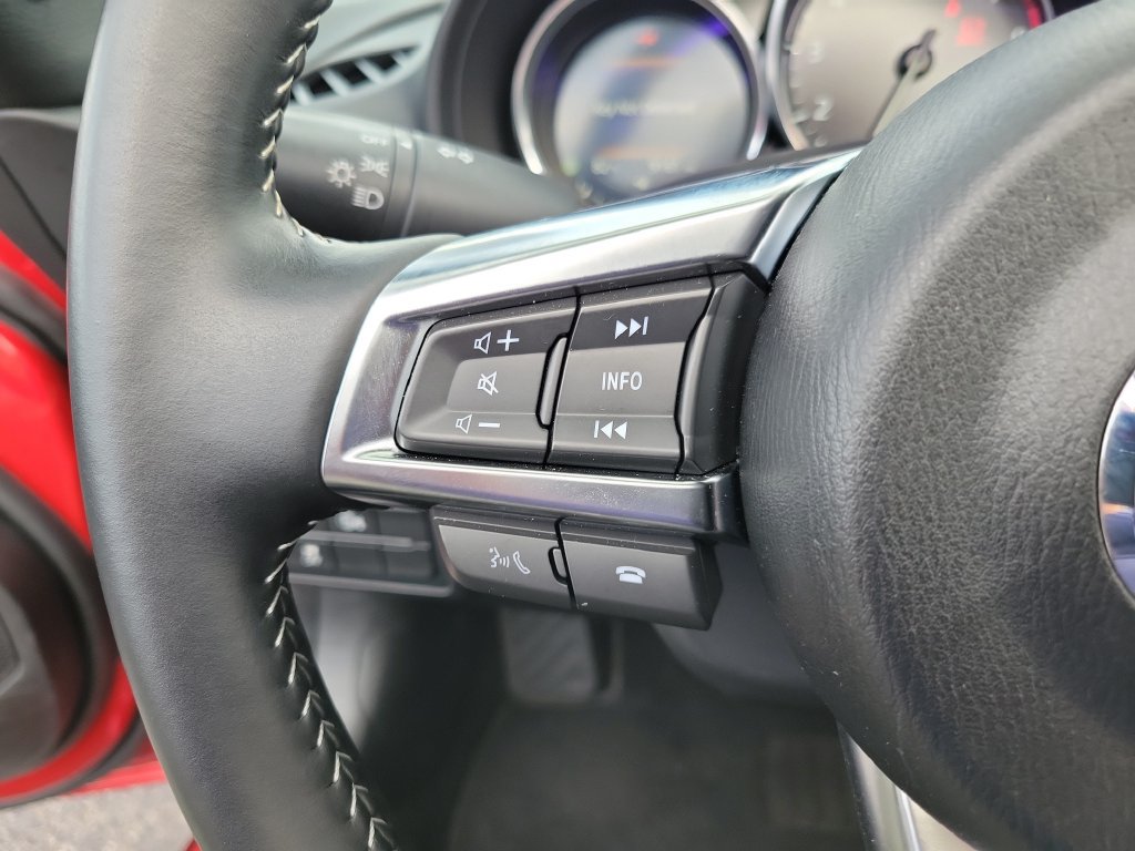 Used 2025 MAZDA MX-5 Miata Sport RWD image 30