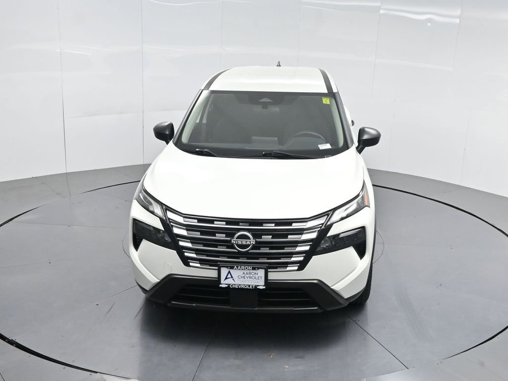 Used 2024 Nissan Rogue S image 52