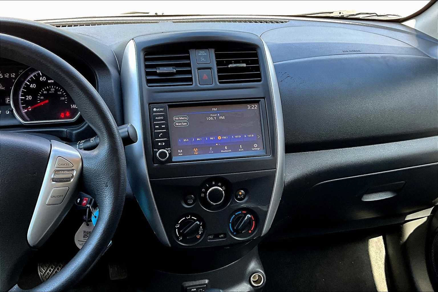 Used 2019 Nissan Versa SV image 6