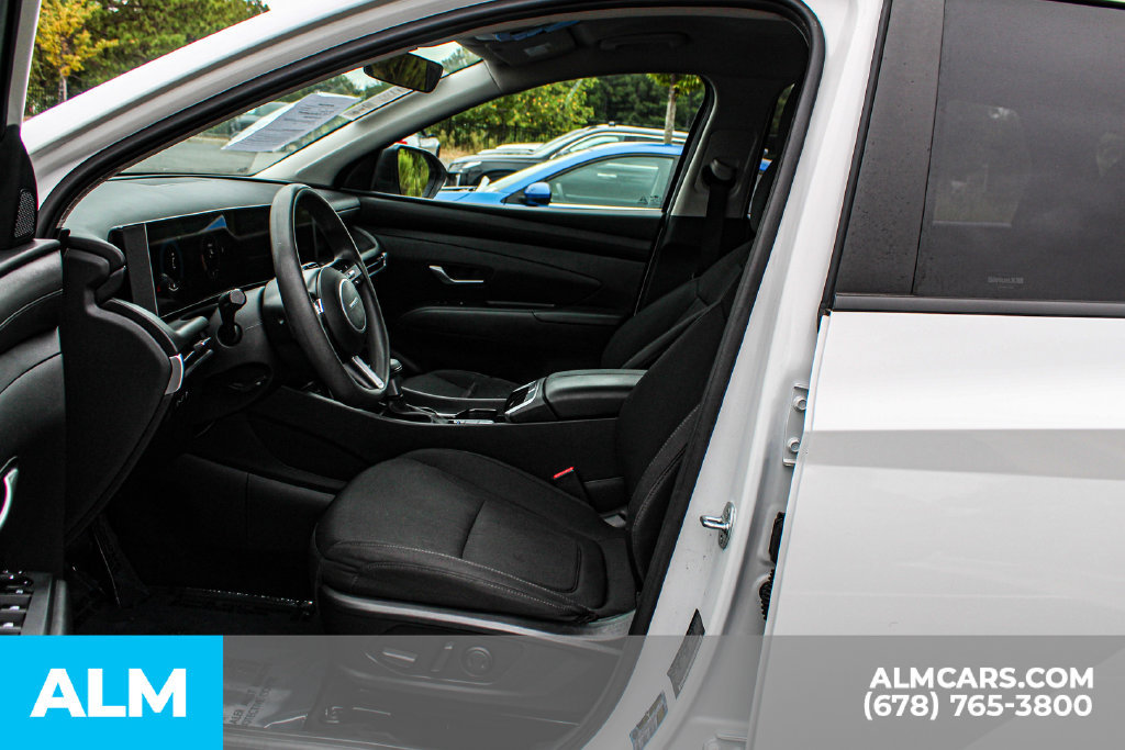 Used 2025 Hyundai Tucson SEL FWD image 16