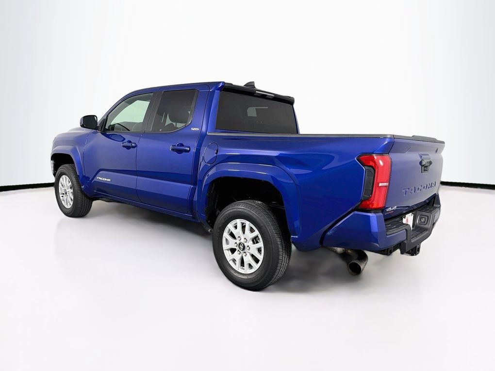 Used 2025 Toyota Tacoma SR5 AWD/4WD image 7