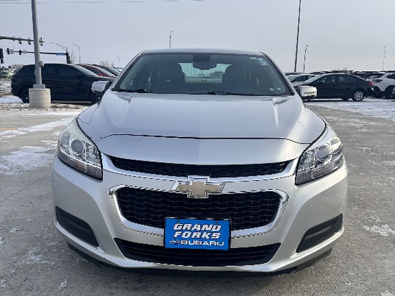 Used 2015 Chevrolet Malibu LT w/ Power Convenience Package image 3
