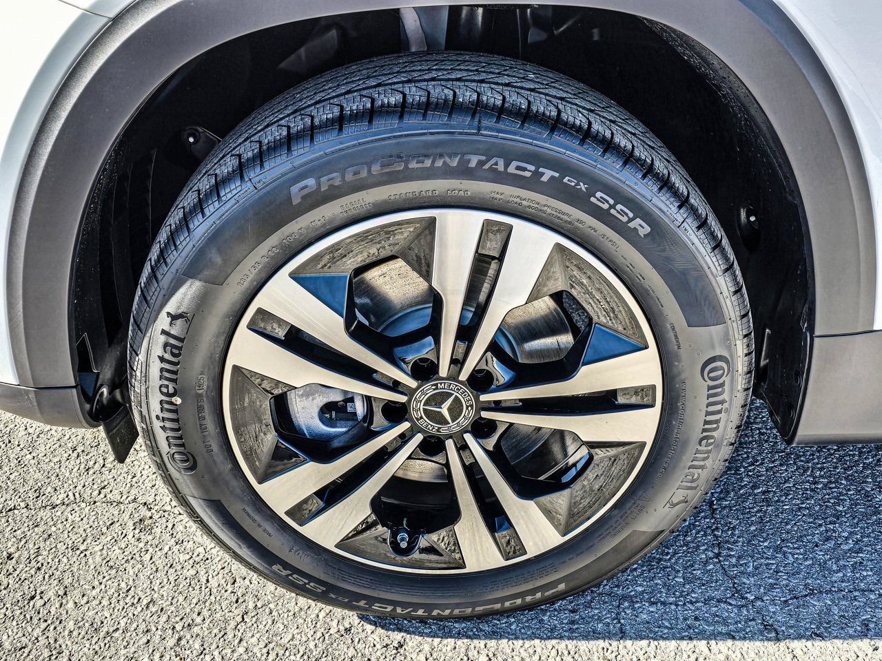 New 2026 Mercedes-Benz GLB 250 4MATIC image 7