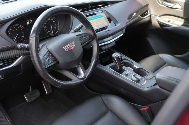 Used 2019 Cadillac XT4 Sport w/ Cold Weather Package FWD image 10