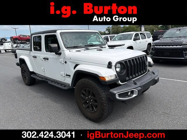 Used 2023 Jeep Gladiator Sport AWD/4WD image 1