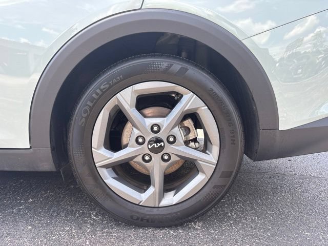Used 2025 Kia K4 FWD image 9