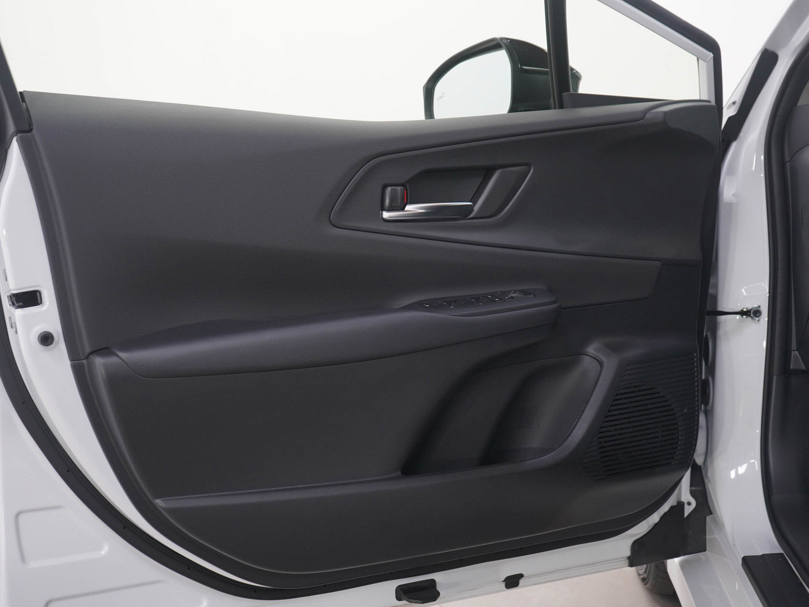 Used 2026 Toyota Prius Plug-In Hybrid image 18