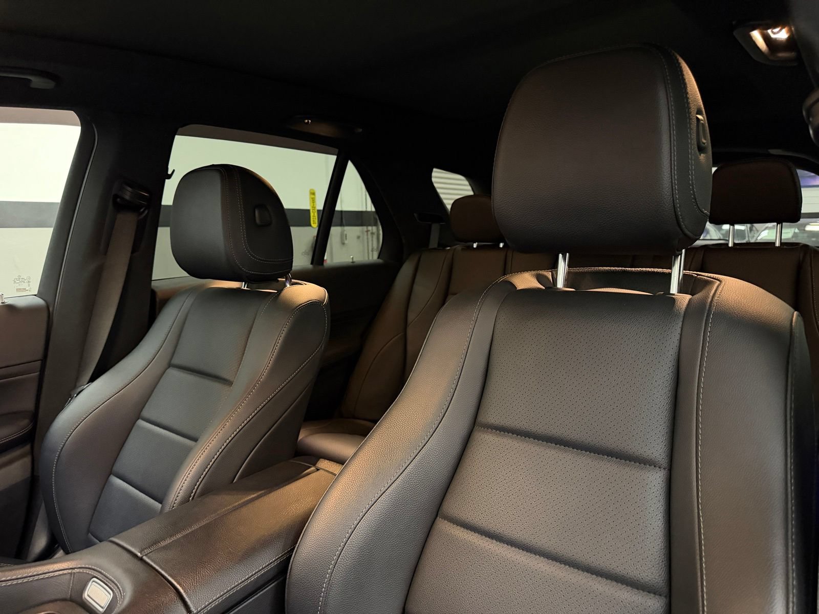 Used 2024 Mercedes-Benz GLE 450 4MATIC image 25