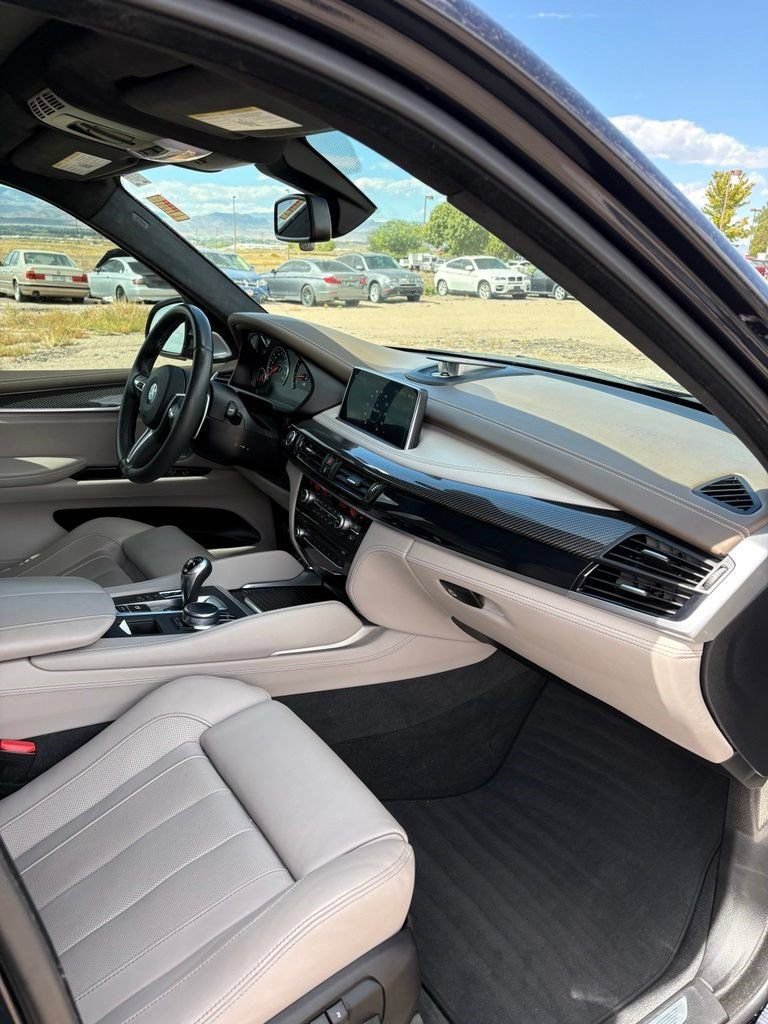Used 2018 BMW X5 M w/ Executive Package AWD/4WD image 11