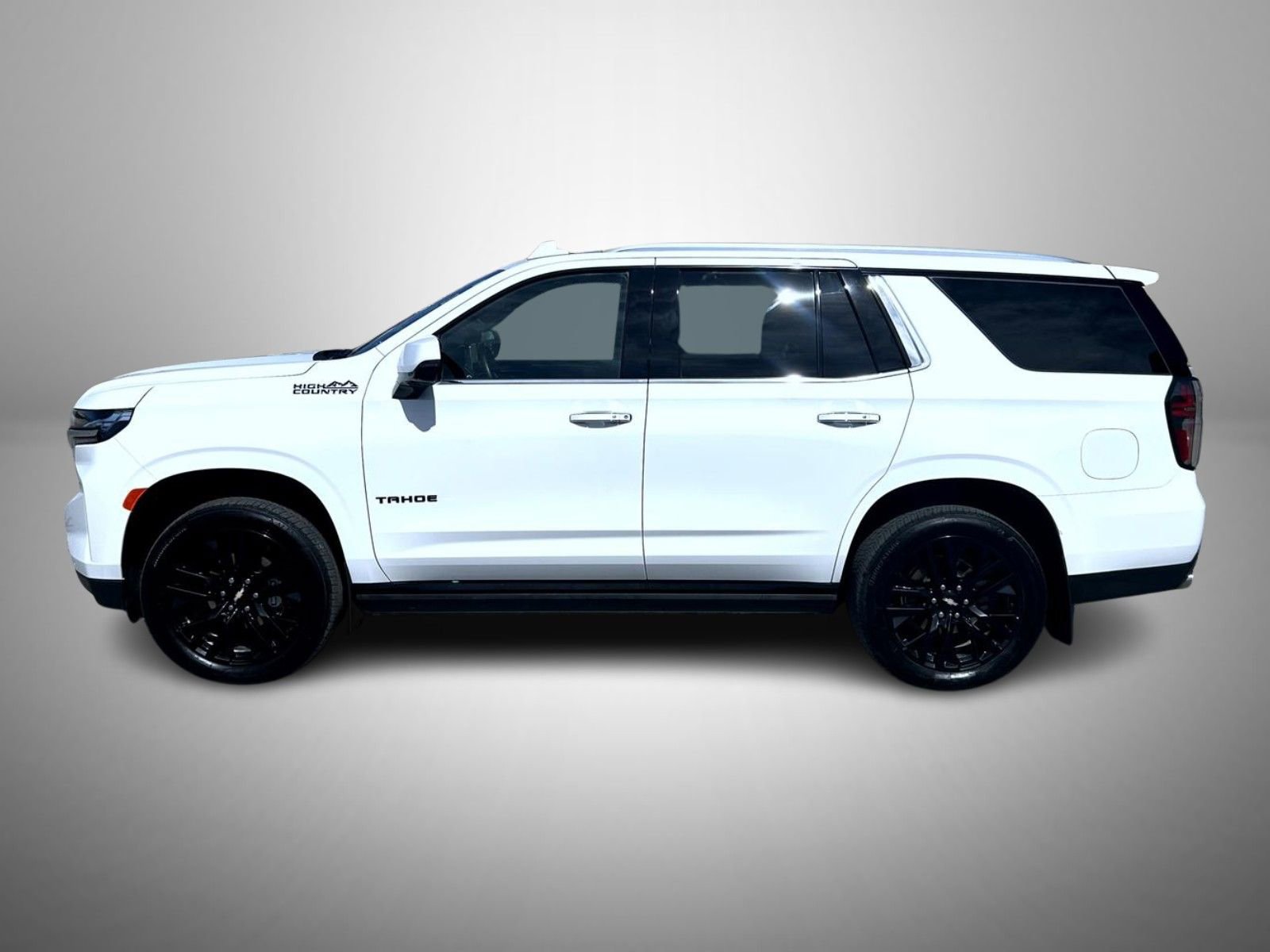 Used 2024 Chevrolet Tahoe High Country AWD/4WD image 8