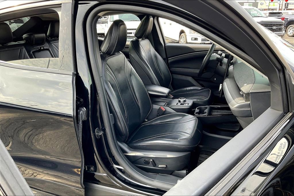 Certified 2022 Ford Mustang Mach-E Premium image 6
