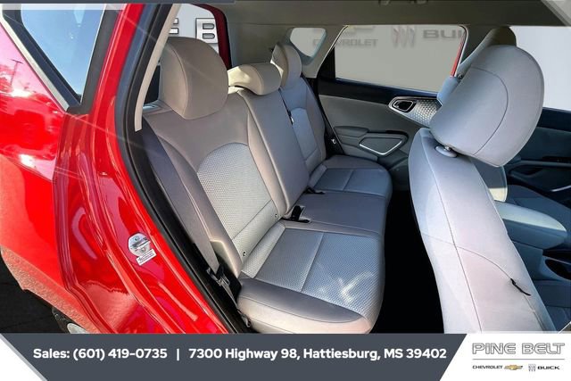 Used 2022 Kia Soul LX image 20