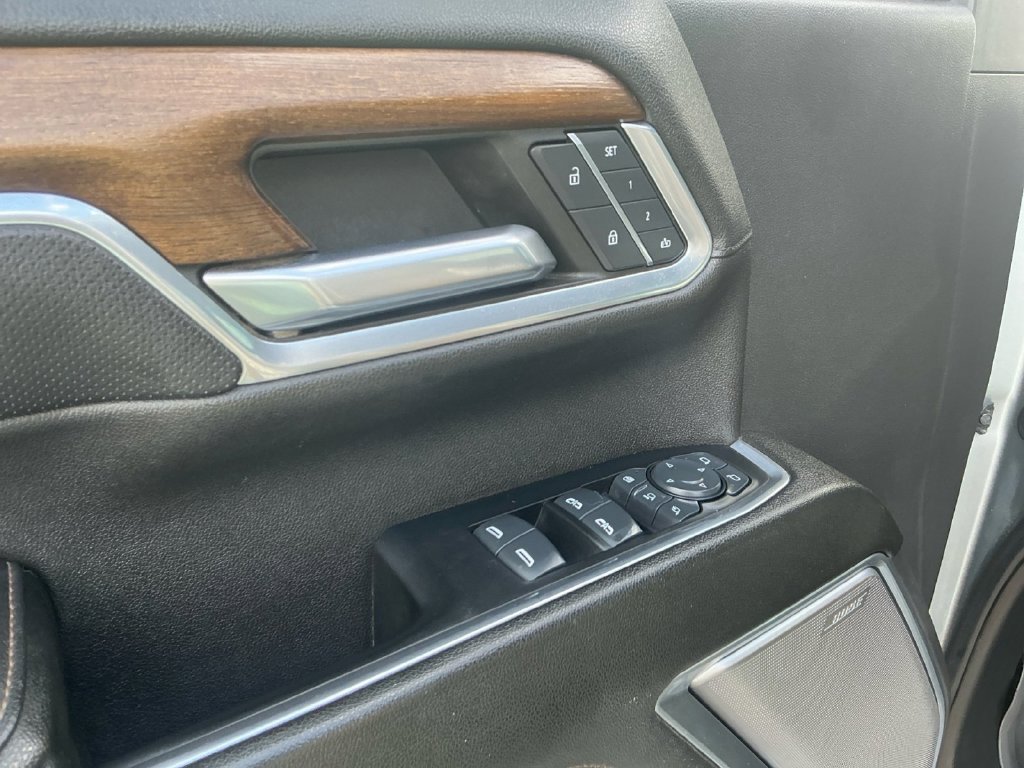 Used 2024 Chevrolet Silverado 2500 High Country w/ High Country Premium Package AWD/4WD image 16
