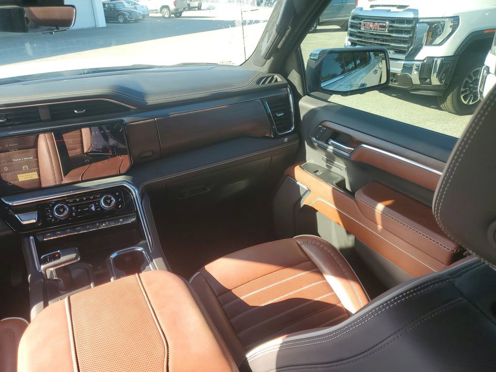 Used 2024 GMC Sierra 1500 Denali Ultimate AWD/4WD image 17