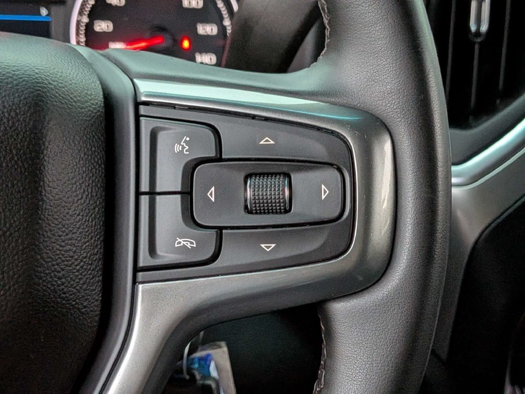 Used 2023 Chevrolet Silverado 2500 LT AWD/4WD image 27