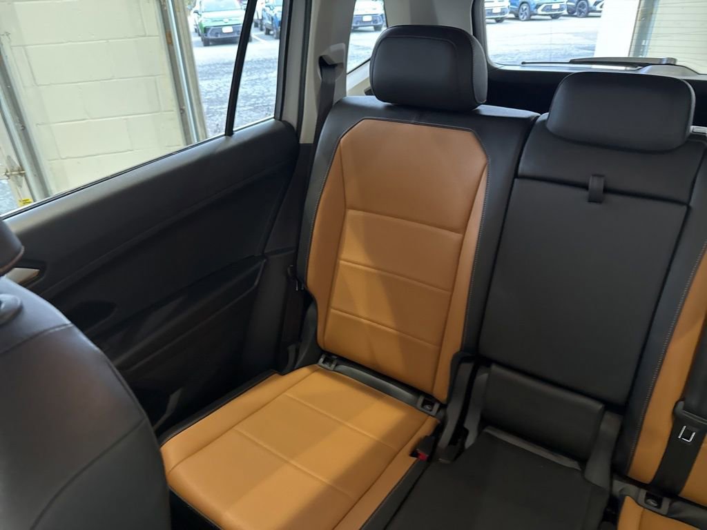 Used 2018 Volkswagen Tiguan SE image 14