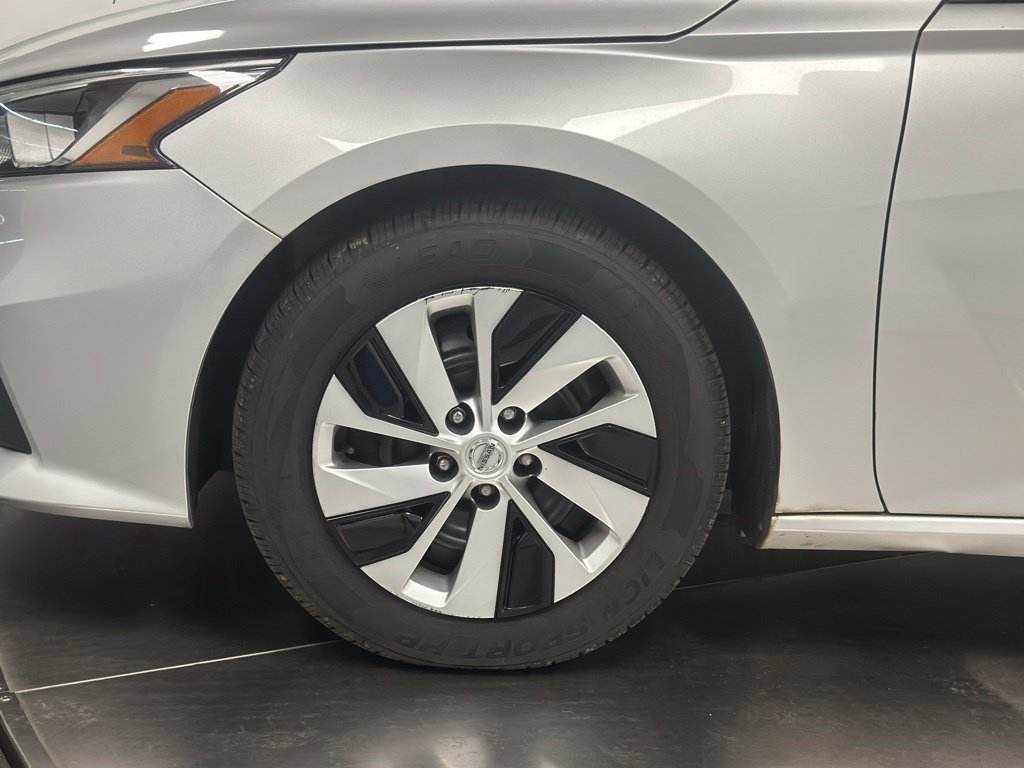 Used 2019 Nissan Altima 2.5 S FWD image 20