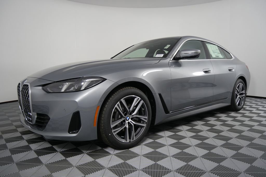 Used 2025 BMW 430i w/ Parking Assistance Package image 8