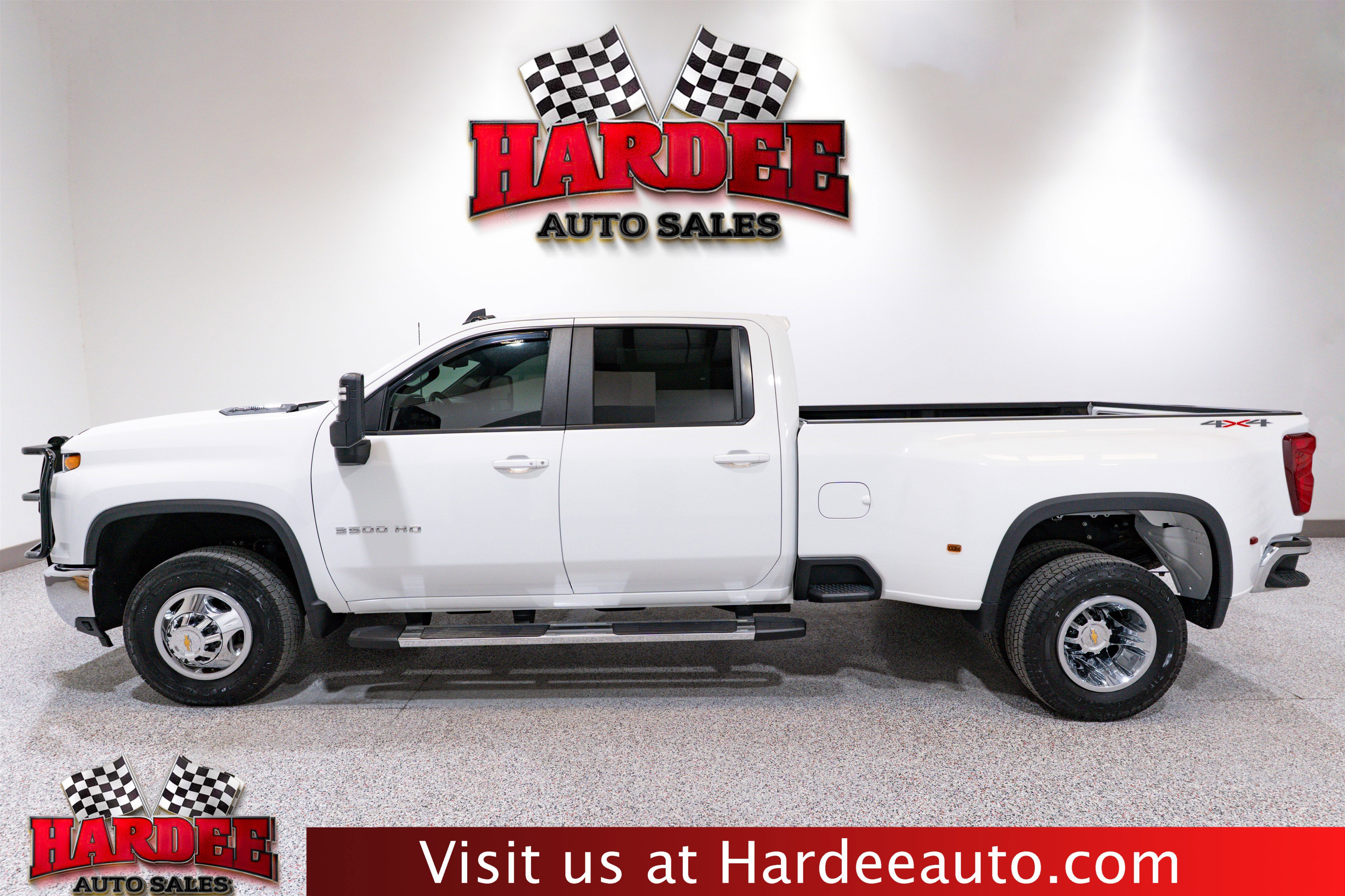 Used 2024 Chevrolet Silverado 3500 LT w/ Convenience Package image 1