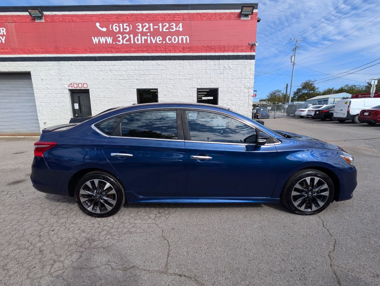 Used 2019 Nissan Sentra SR image 5