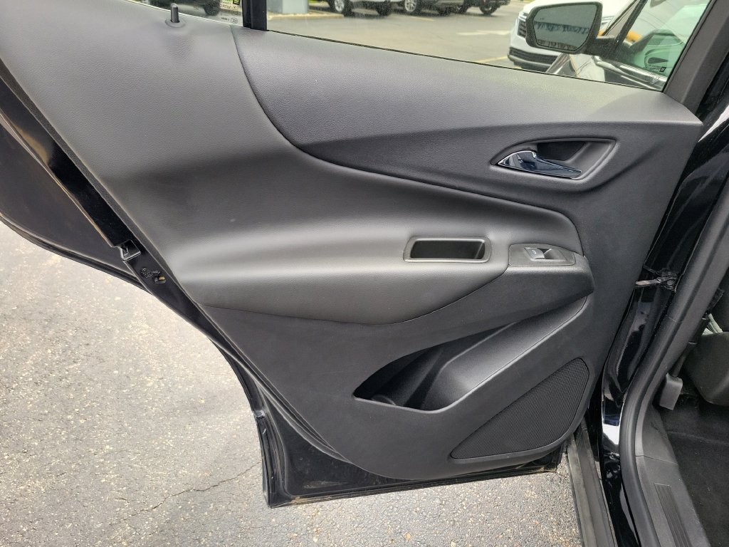 Used 2022 Chevrolet Equinox LT FWD image 18