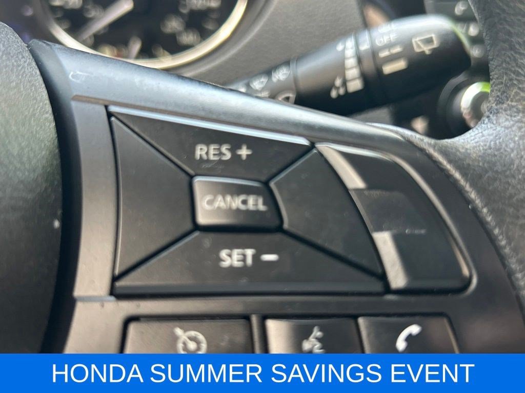 Used 2020 Nissan Rogue S FWD image 26