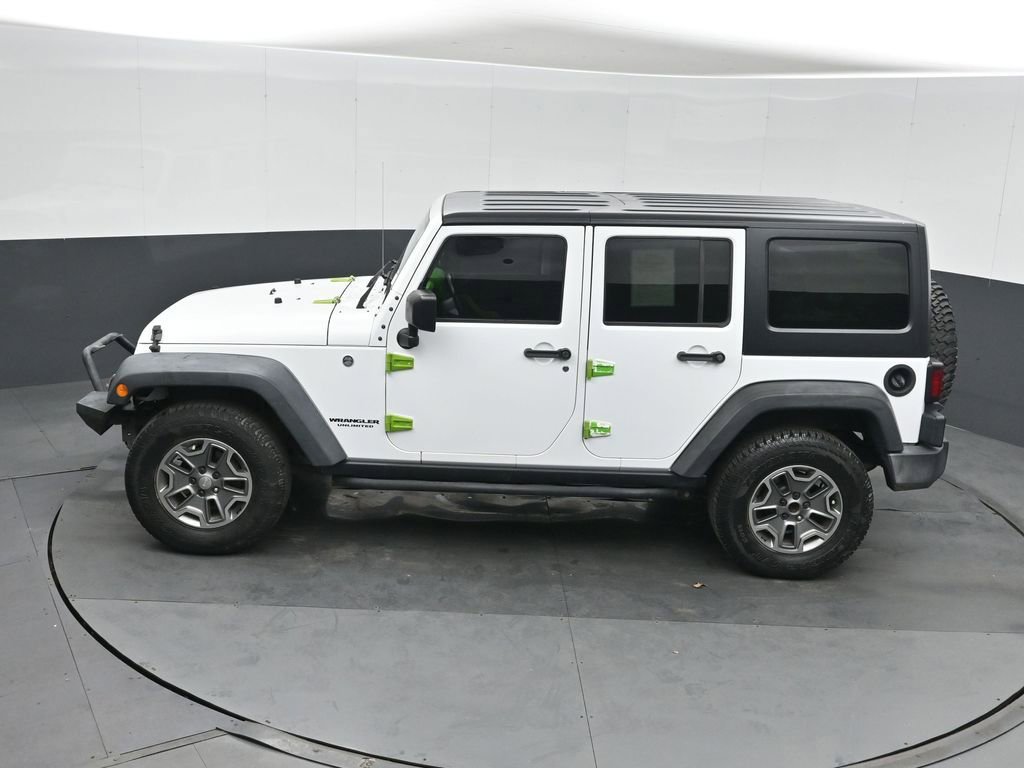 Used 2017 Jeep Wrangler Unlimited Rubicon AWD/4WD image 31