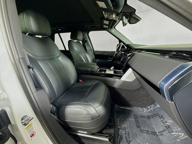 Certified 2025 Land Rover Range Rover SE AWD/4WD image 30