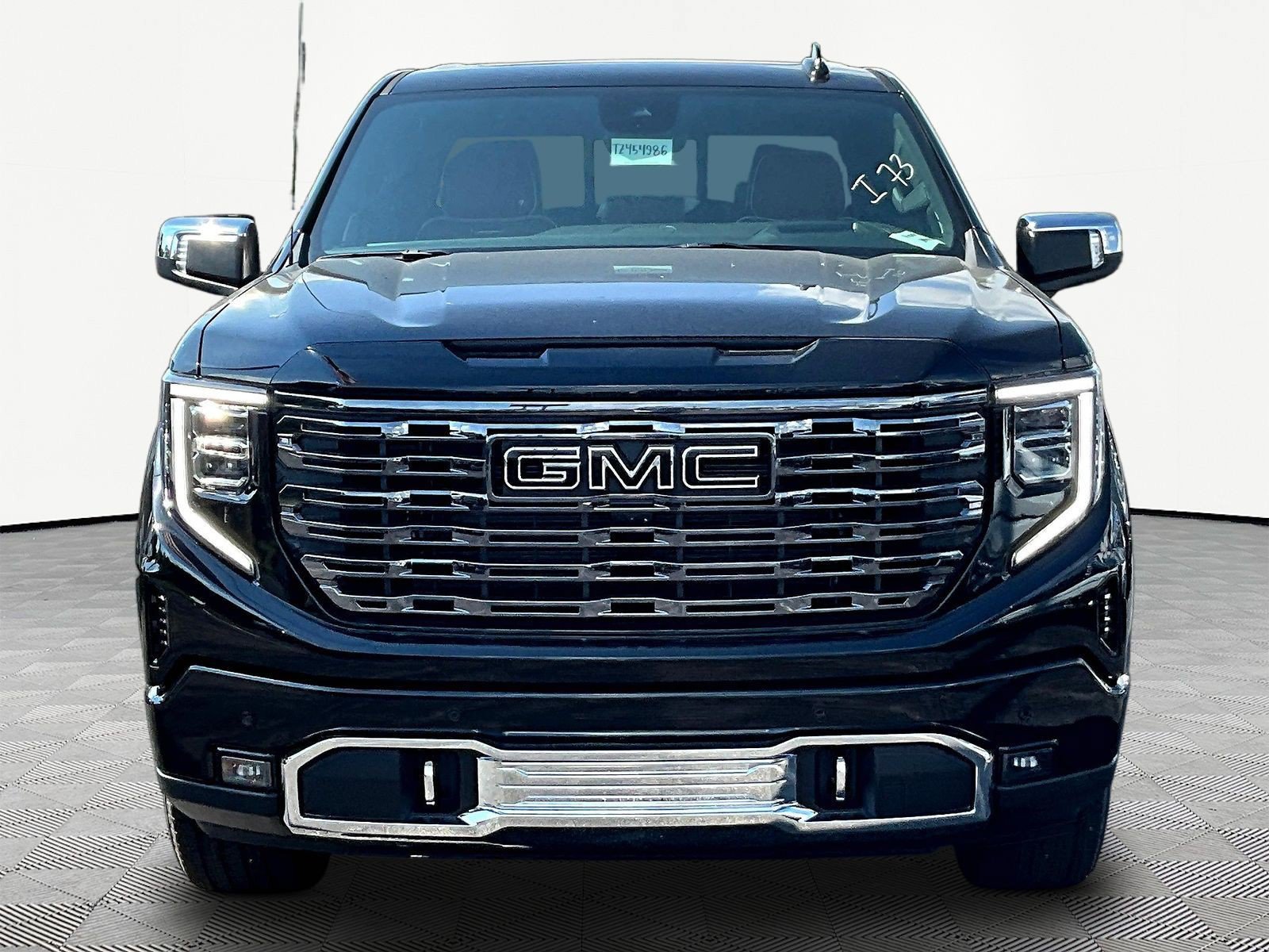 New 2026 GMC Sierra 1500 Denali Ultimate w/ LPO, Black Badging Package AWD/4WD image 2