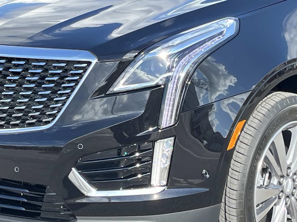 New 2026 Cadillac XT5 Premium Luxury w/ Driver Assist Package FWD image 9