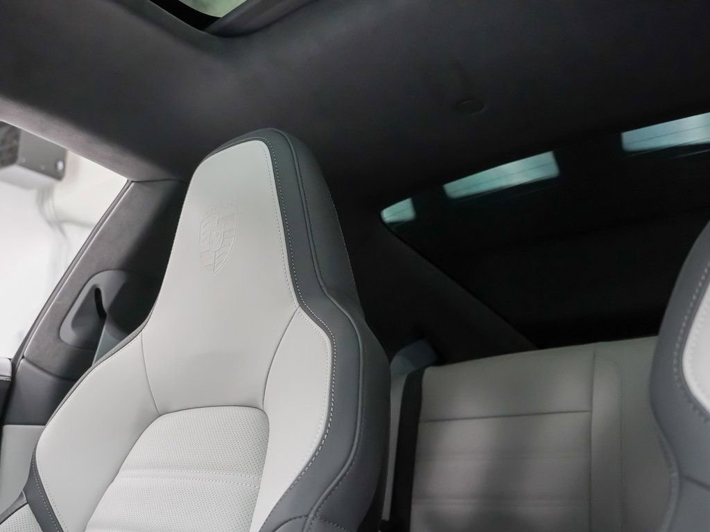 Certified 2026 Porsche 911 Carrera GTS image 34
